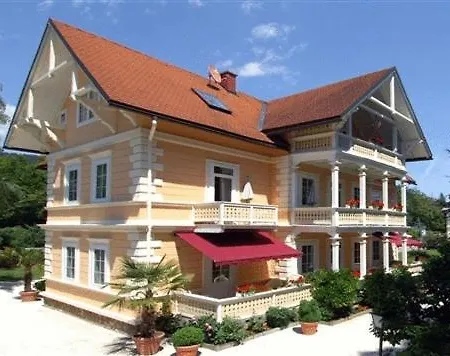 Seevilla Wienerroither Apartment Portschach am Woerthersee